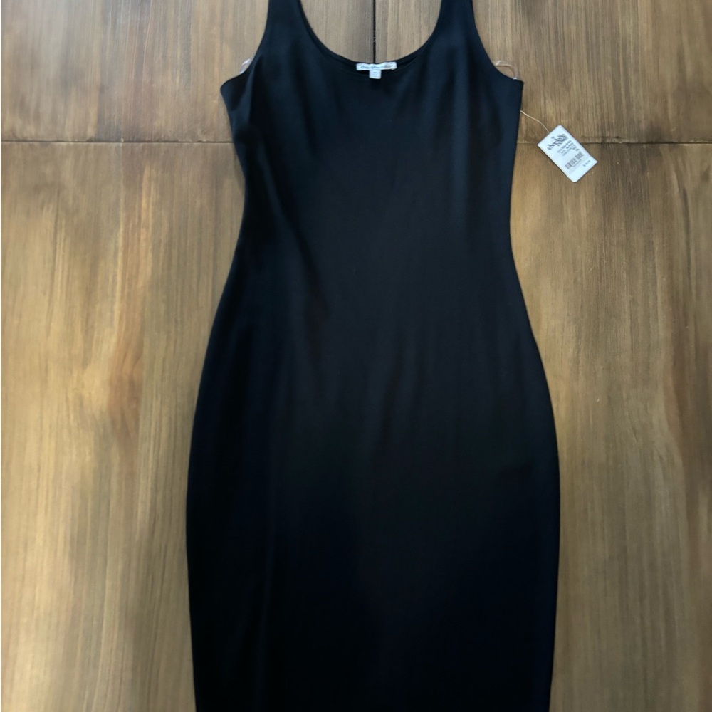 Elegant Black Sleeveless Dress